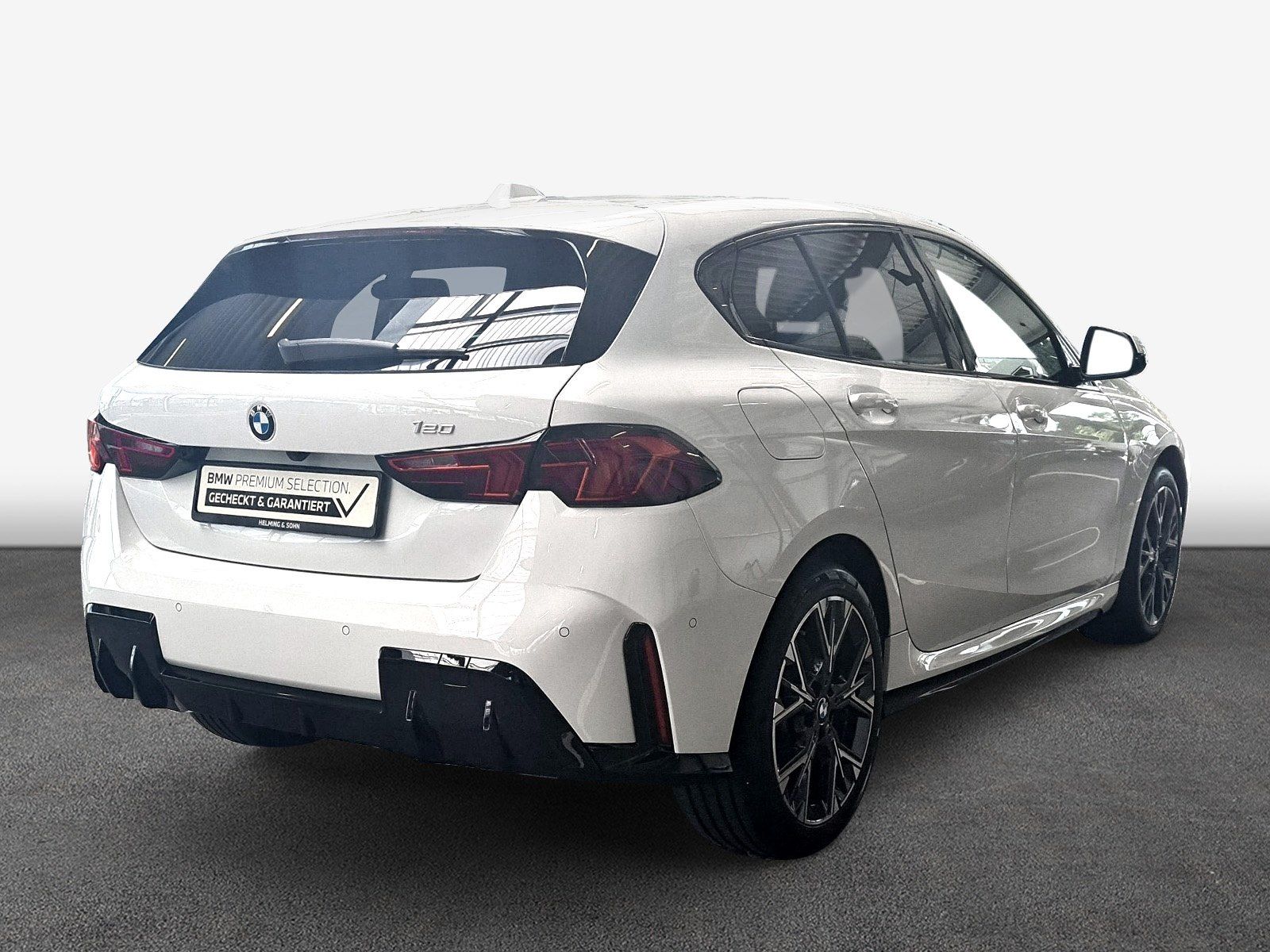 BMW 120 Hatch M-Sport Design 1,99% foto 2