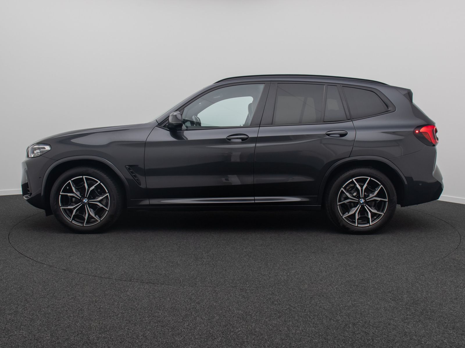Fahrzeugabbildung BMW X3 xD20d M Sport HiFi Kamera DAB Leder 19Zoll