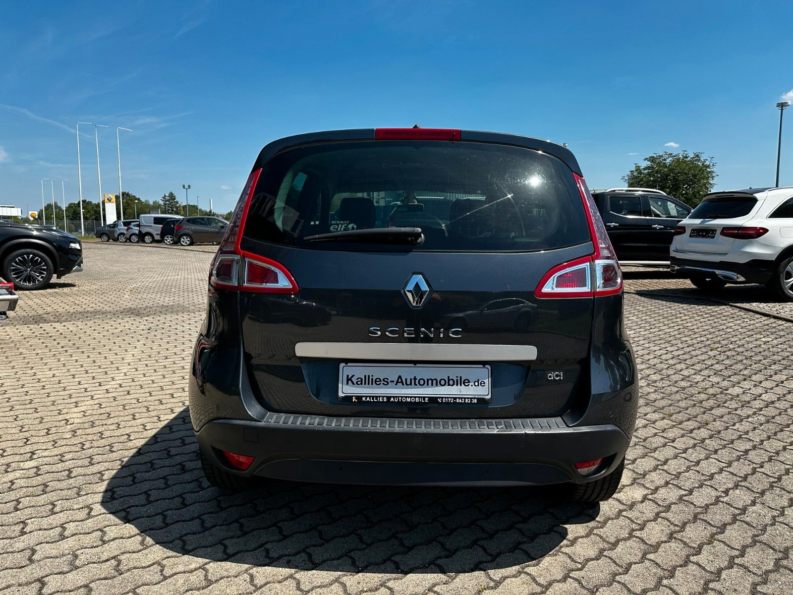 Fahrzeugabbildung Renault Scenic III BOSE / Teilleder / Klimaaut./ Navi.