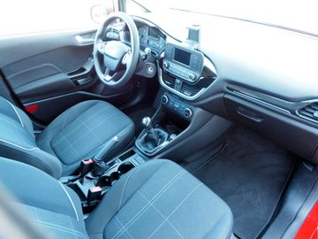 Bild 17 Ford Fiesta 5-Türer Klima Sitz-/Frontscheibenheizung