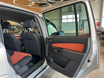 MYAUTOCENTER – Gebraucht- und Jahreswagen mit Werkstattservice in Pfaffenhofen Opel Zafira B Edition*Isofix*Klima*CD-Player*7-Sitzer