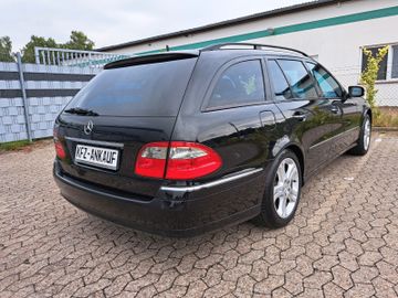 Mercedes E 280 - 3