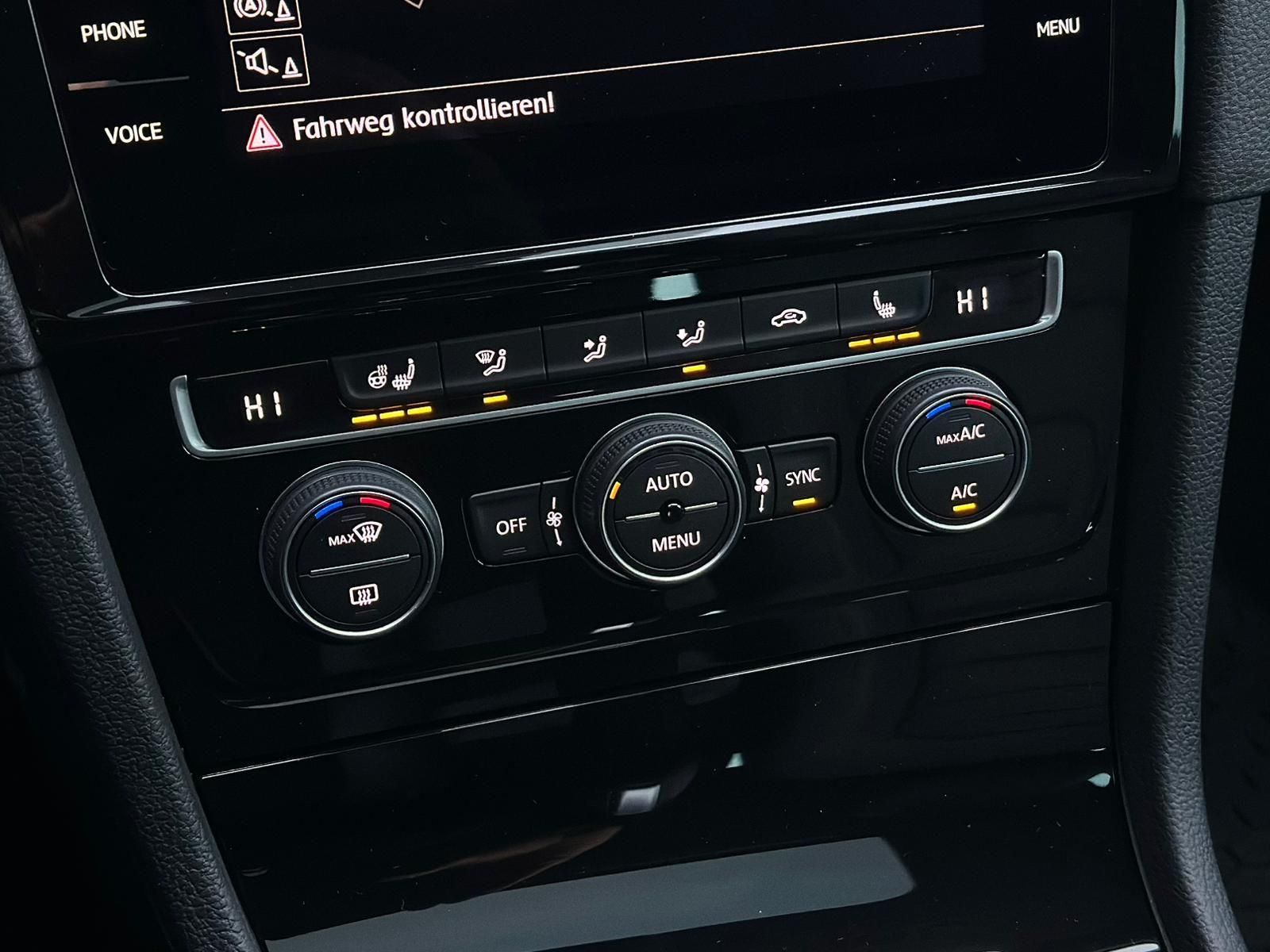 VW Golf 2.0TDI HIGHLINE* LED#SHZ#LH#AHK#PANO#KEYLES - Image 13