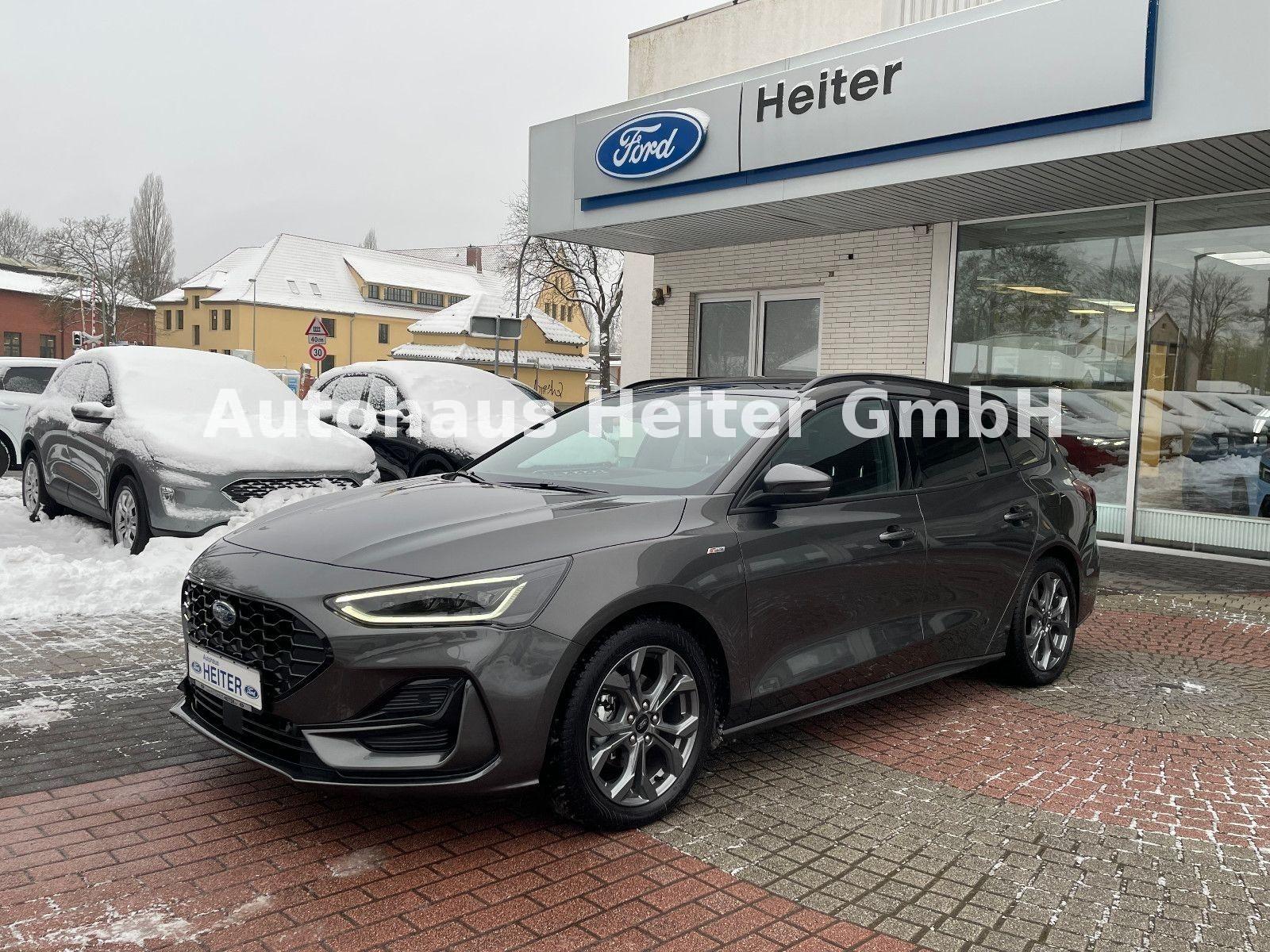 Ford Focus Automatik ST-Line X /155PS+Matrix+Pano+AHK
