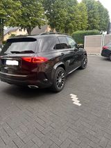 Mercedes-Benz GLE 400 d 4MATIC - - Mercedes-Benz GLE 400 aus 2021