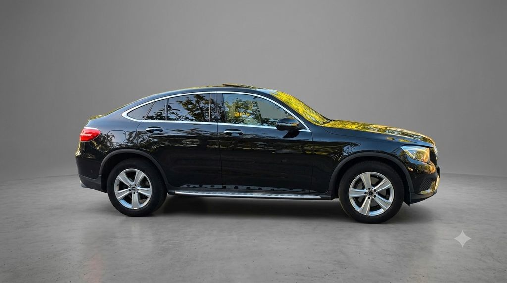 Image of Mercedes-Benz GLC 220