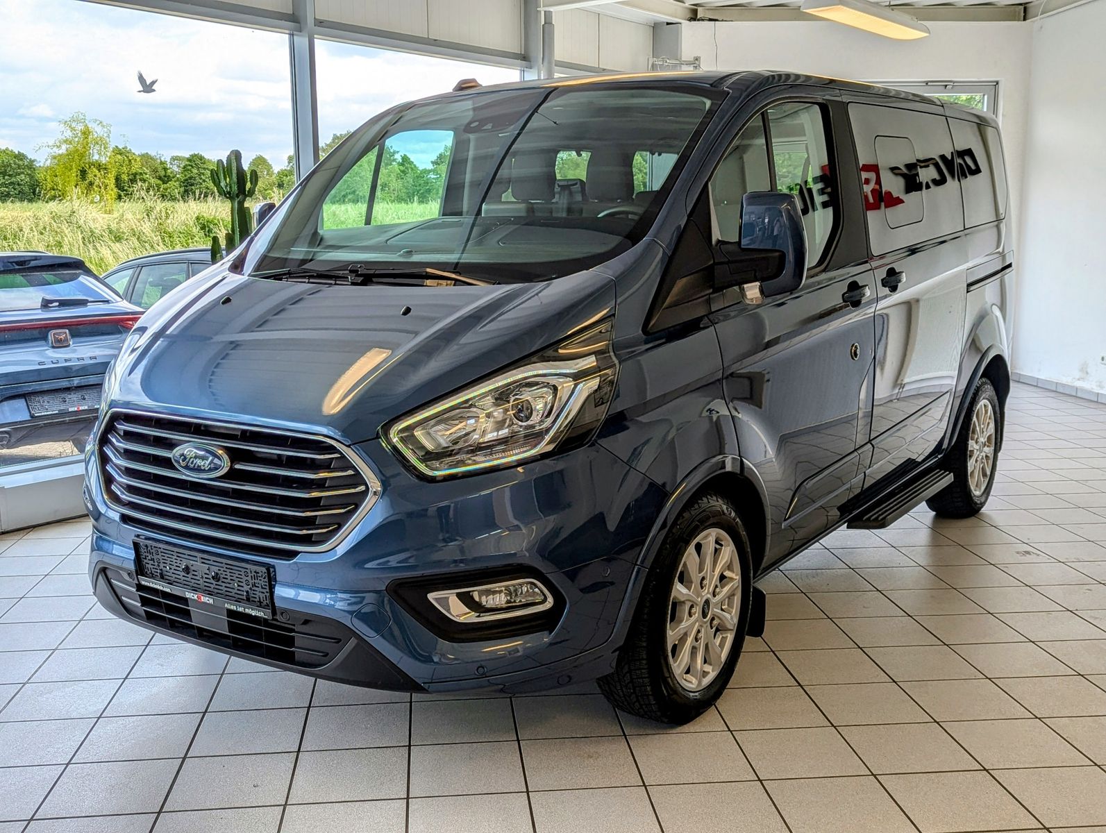 FORD Tourneo Custom 320 L1 Aut. Titanium-X 9-Sitz Xen - Image 3