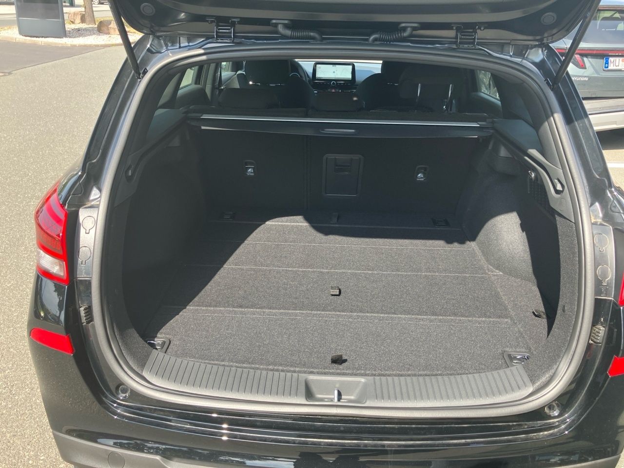 Fahrzeugabbildung Hyundai i30 N-LINE AUT Fernlichtass. Kam. KeyLess KlimaA