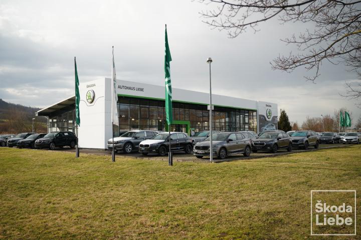 showroom-image-main