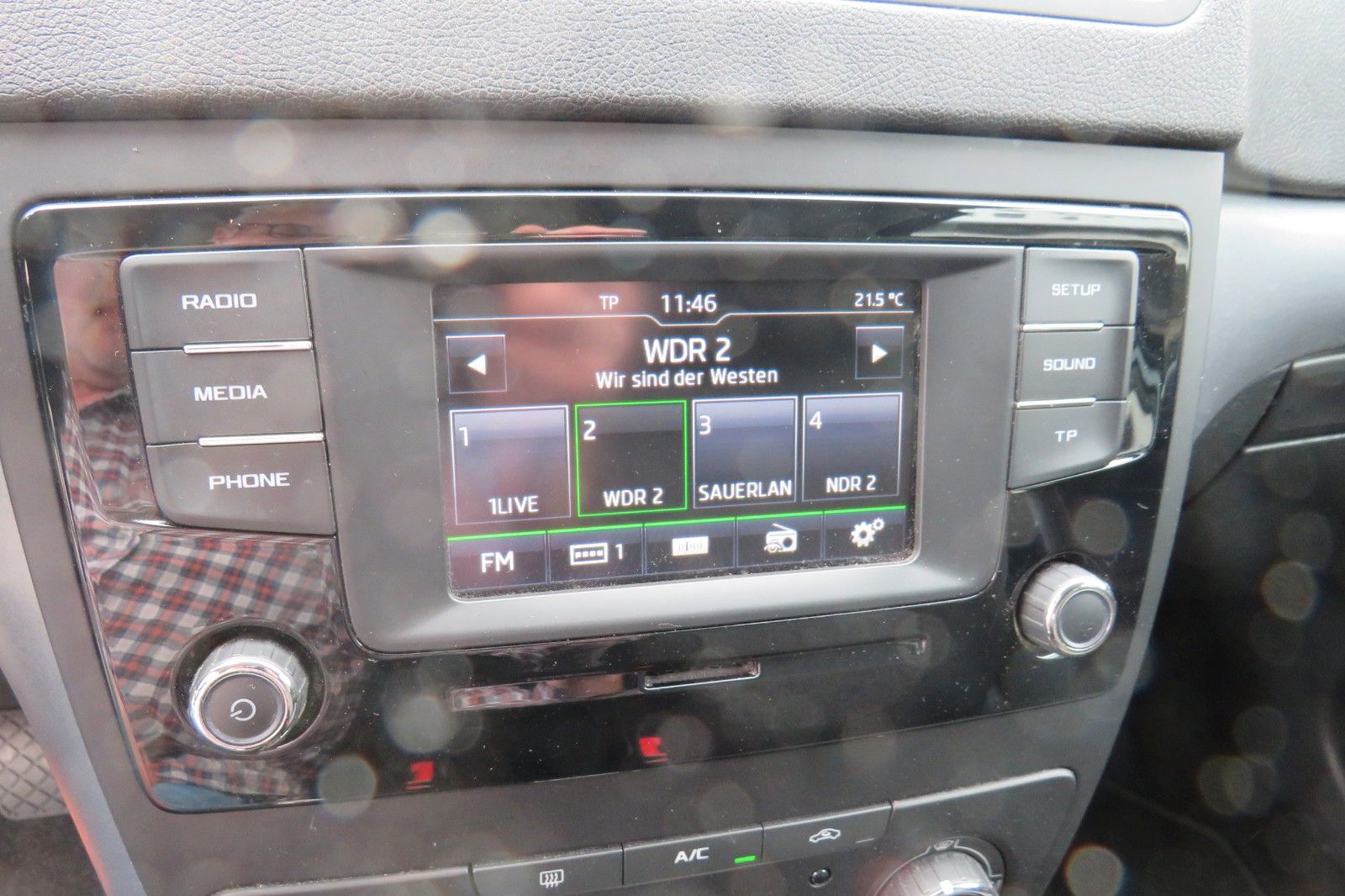 Fahrzeugabbildung SKODA Yeti Cool Edition TSI DSG AHK PDC GRA 1.HAND