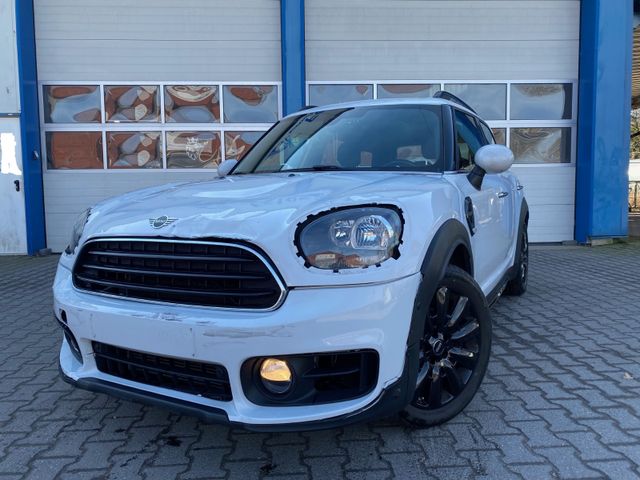 MINI Countryman PepperAutom/Panorama/Navi fahrbereit