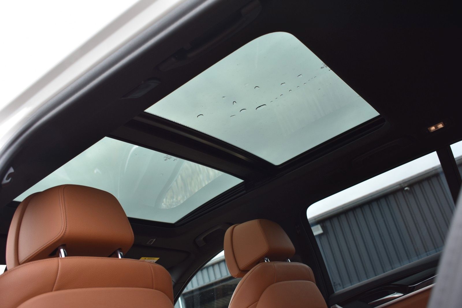 Fahrzeugabbildung BMW 530 d Touring Sport Line Panora Leder HUD AHK ke