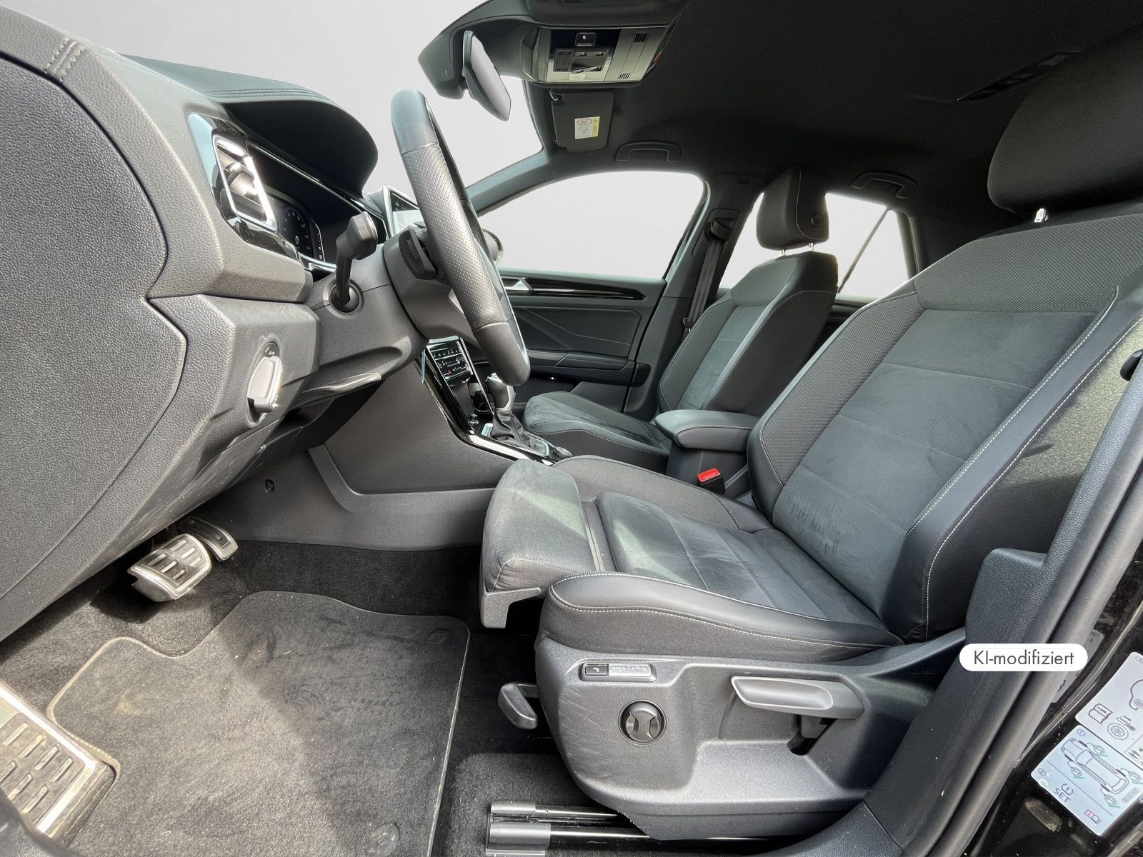 Volkswagen T-Roc - Bild 13