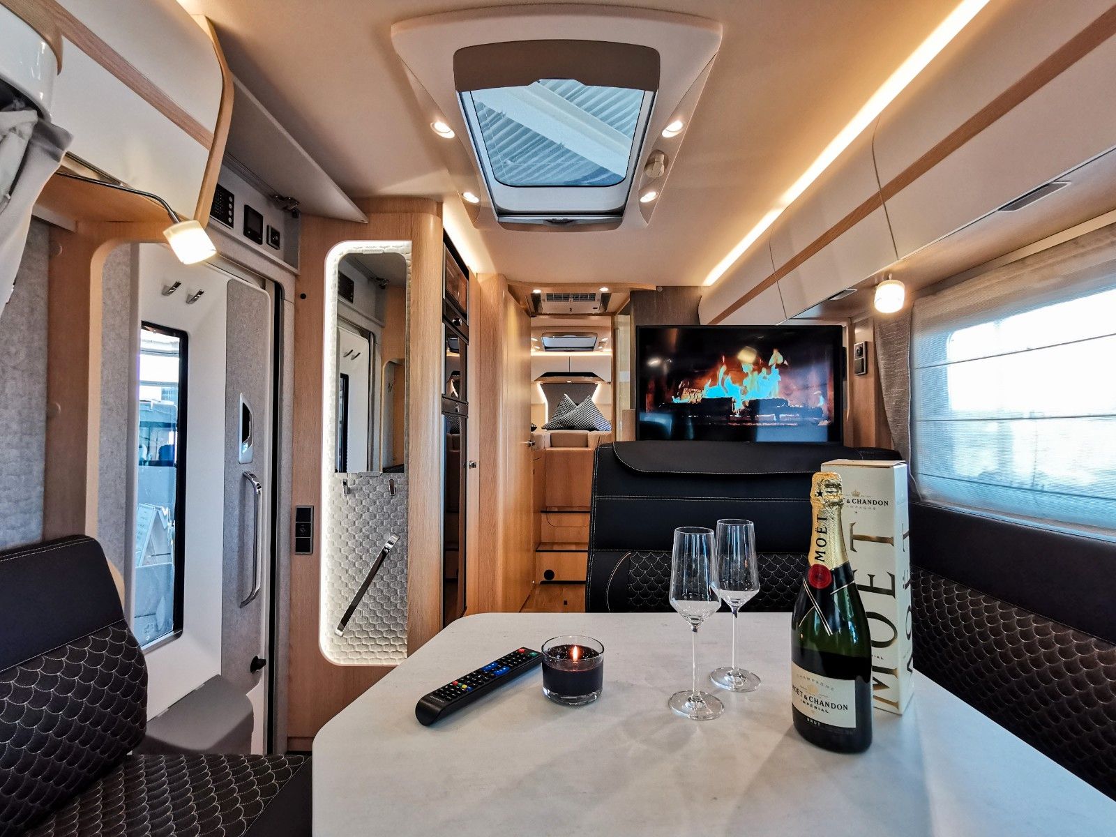 Fahrzeugabbildung HYMER / ERIBA / HYMERCAR BML - T 780 X EXCLUSIVE - JAHRESWAGEN