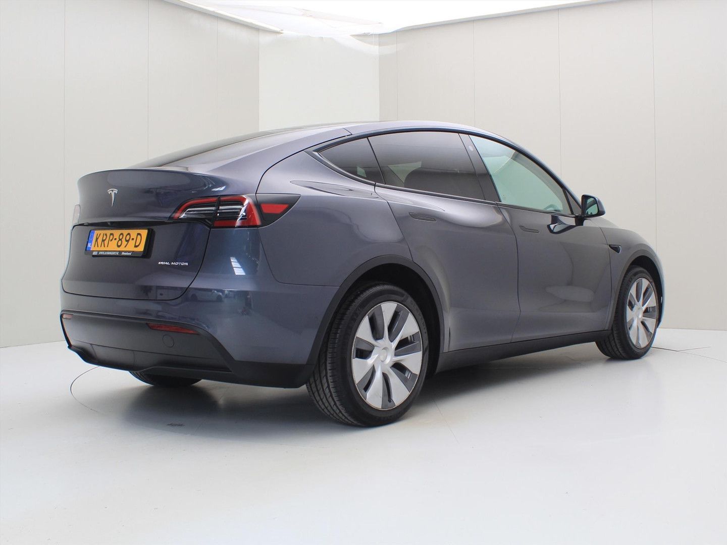 Tesla Model Y Long Range AWD 75kWh 351pk AMD RYZEN 93% imagem 2