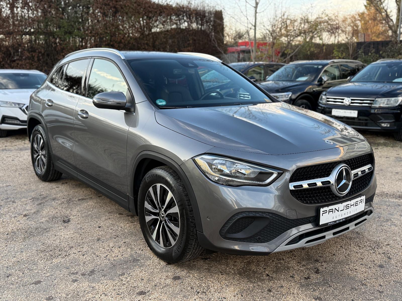 Mercedes-Benz GLA200d 4Matic 8G-DCT Style Navi Leder 1.Hand