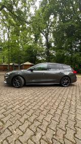 Ford Focus 2,3 EcoBoost ST Styling-Paket Turnier ... - Ford Focus: St3