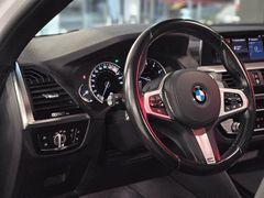 Fahrzeugabbildung BMW X4 xDrive 20 i *M-SPORT* (HUD/ACC/CAM/AHK/ 1.HD!