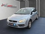Ford Focus Lim. Ghia+SCHIEBEDACH+AHK+KLIMA - gebrauchte Ford Focus aus dem Jahr 2004