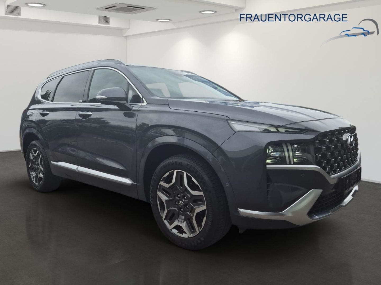 Fahrzeugabbildung Hyundai SANTA FE Signature Plug-In Hybrid 4WD+Pano+AHK H