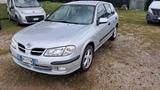 Nissan Almera Tino Almera 1.5 16V 5 porte Comfor - silberne Nissan Almera Tino