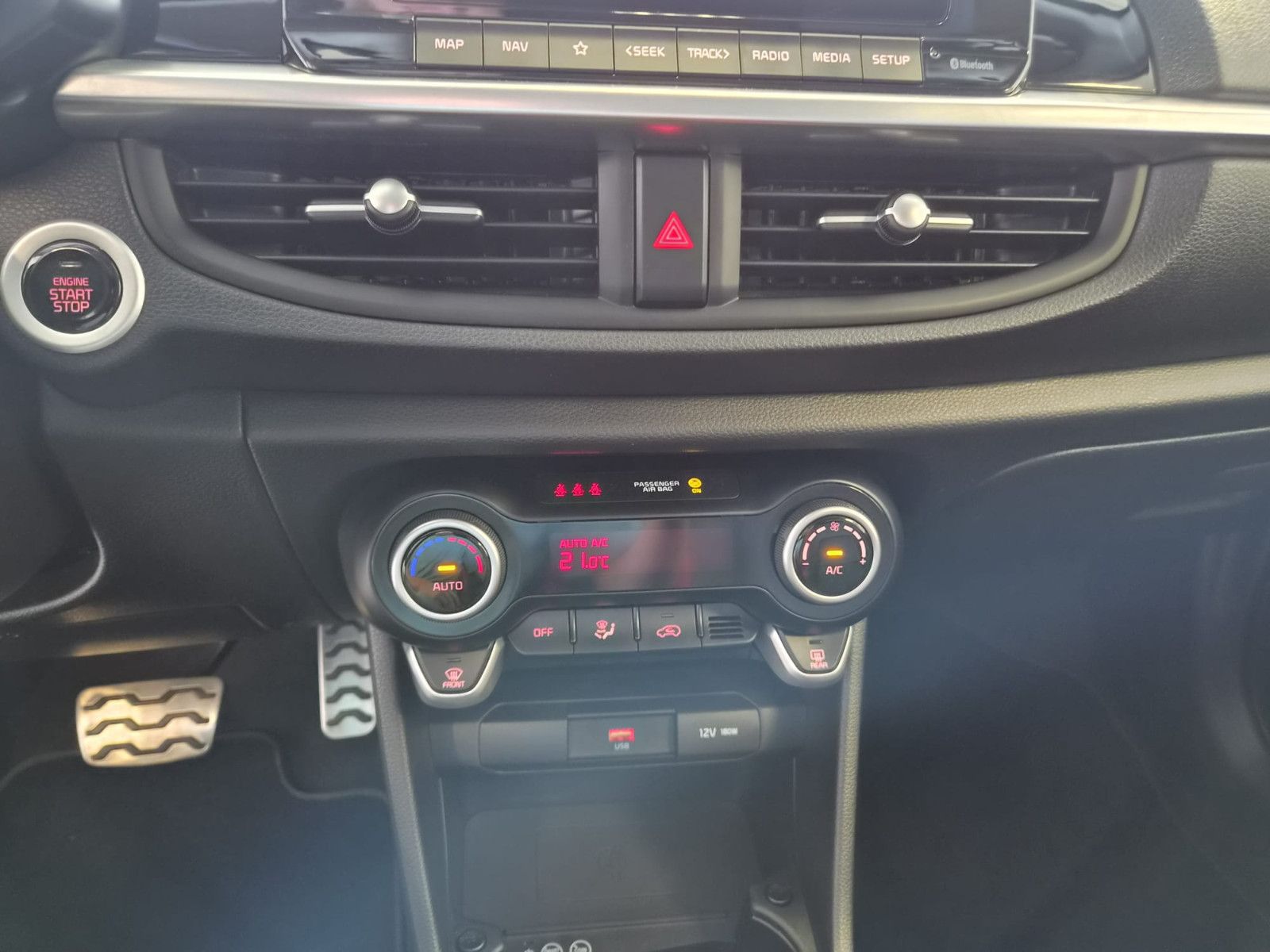 Fahrzeugabbildung Kia Picanto GT-Line / 1. Hand / KAMERA / LEDER