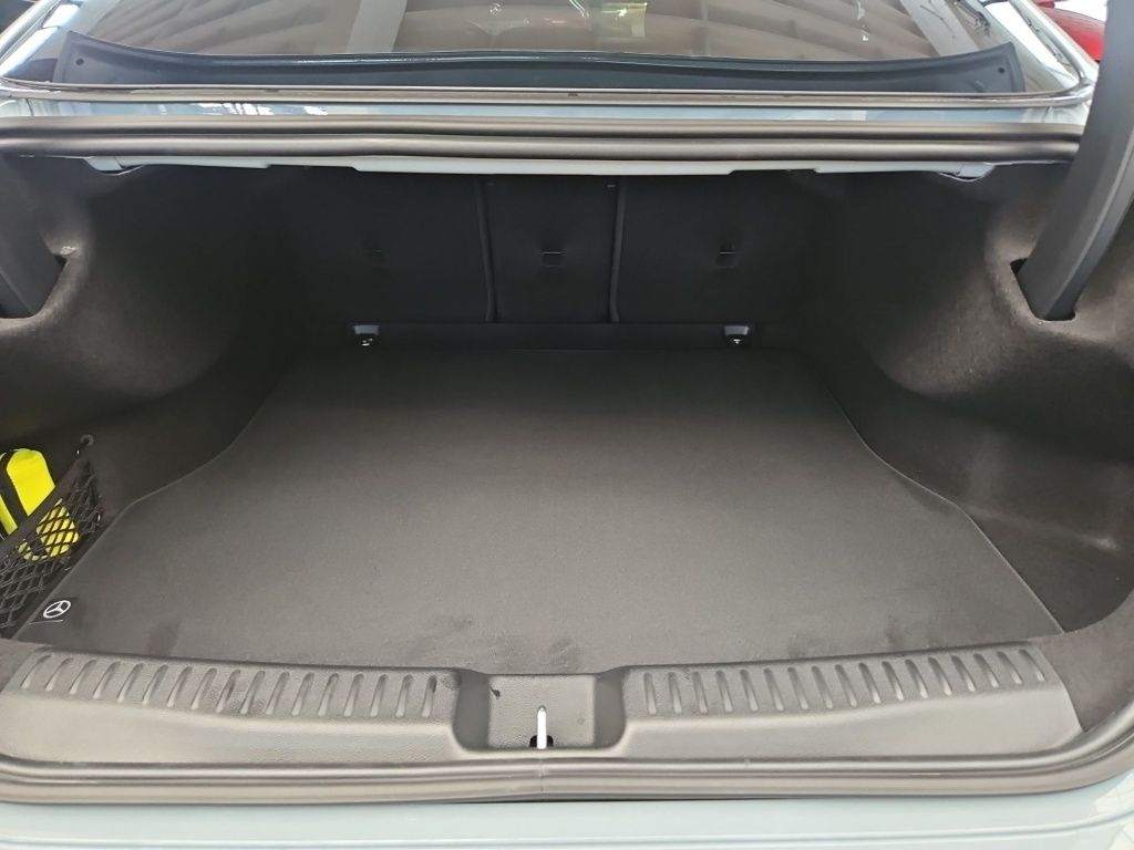 Fahrzeugabbildung Mercedes-Benz CLA 200 +AMG-LINE+NIGHT+AHK+MULTIBEAM+BURMESTER+