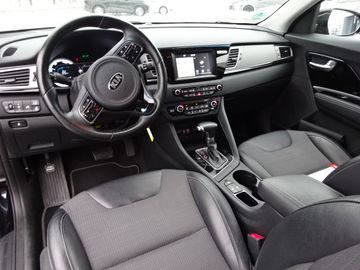 Fotografie 29 des Kia Niro 1.6 Hybrid Vision Automatik*Navi*RFK*Klima