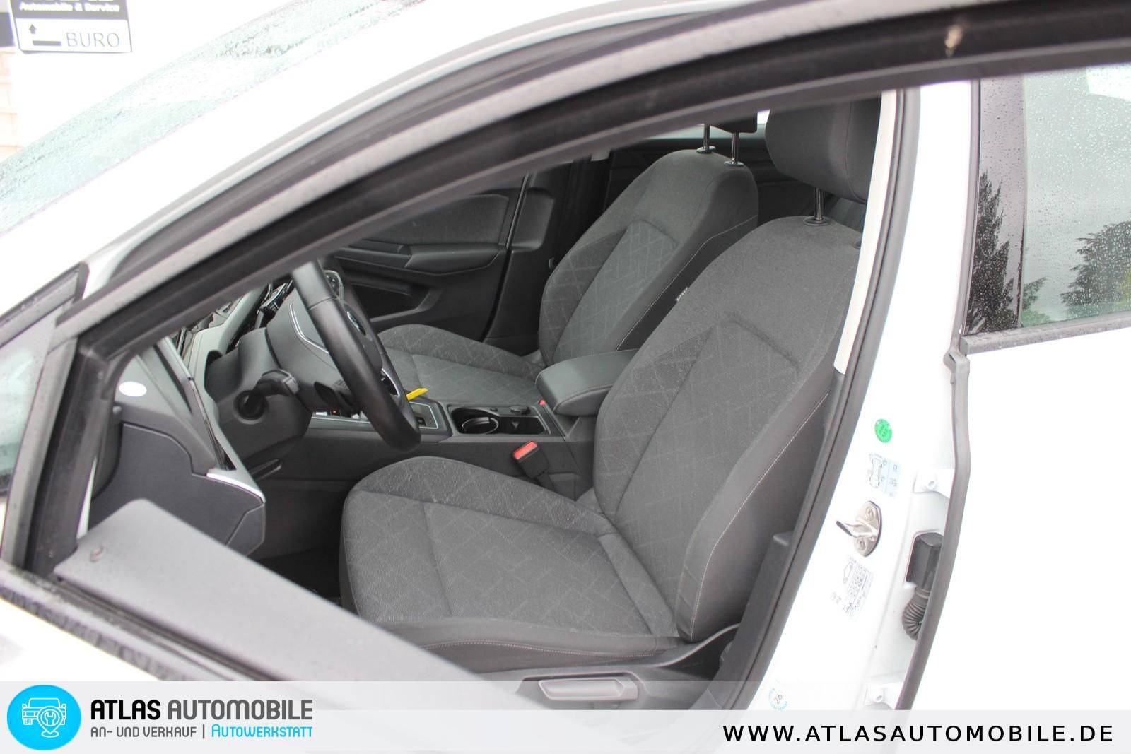 Volkswagen Golf VIII 1.0 eTSI OPF Life DSG Scheinwerfer LED foto 8