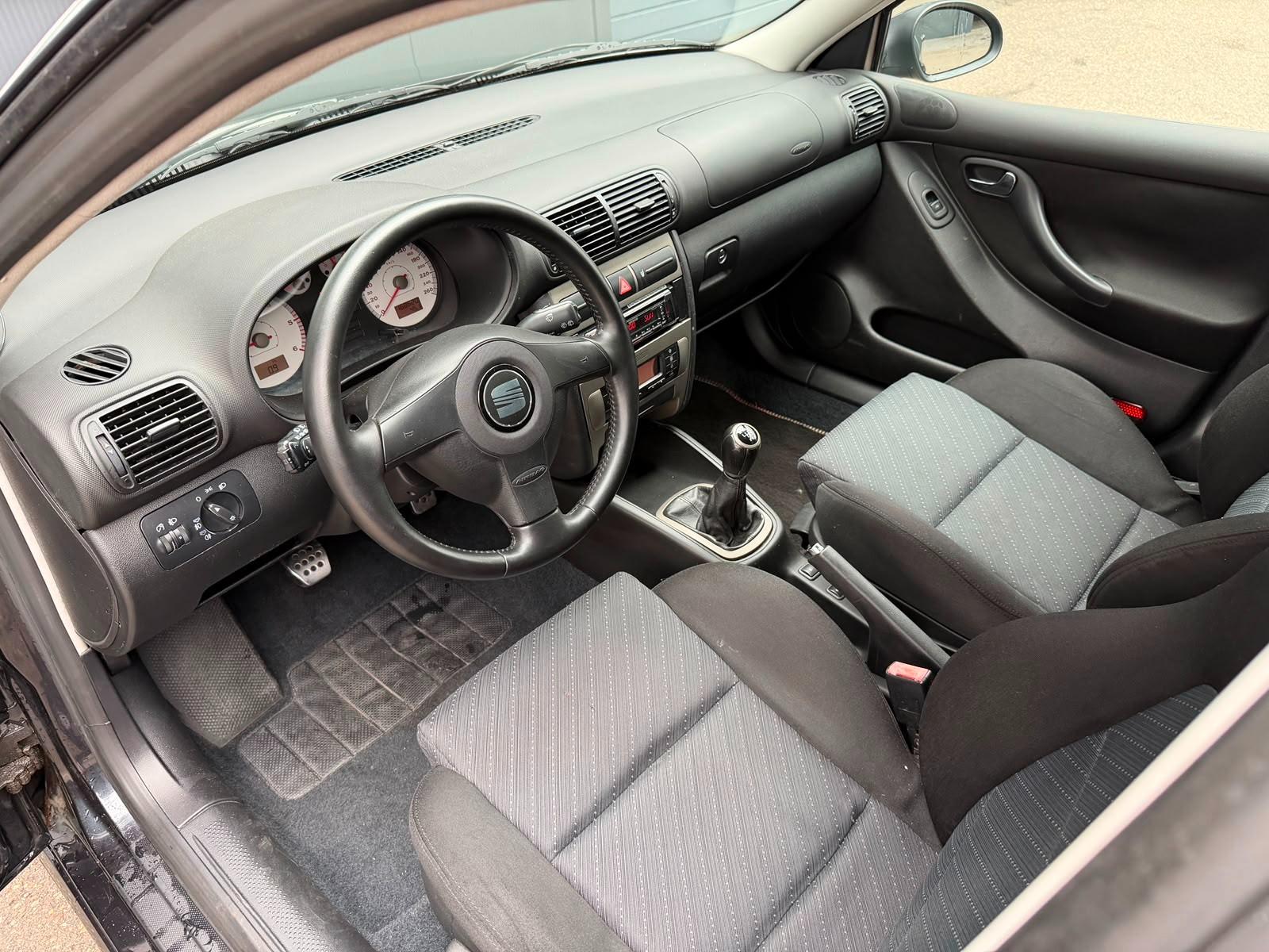 SEAT LEON - 1.9 TDI 110 CV - PACK SPORT - BVM