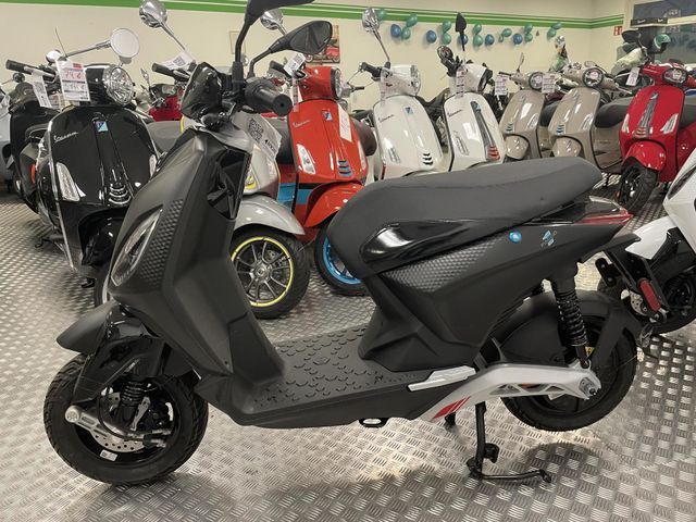 Piaggio 1 ACTIVE Akku mobil ab 16 J. fahrbar