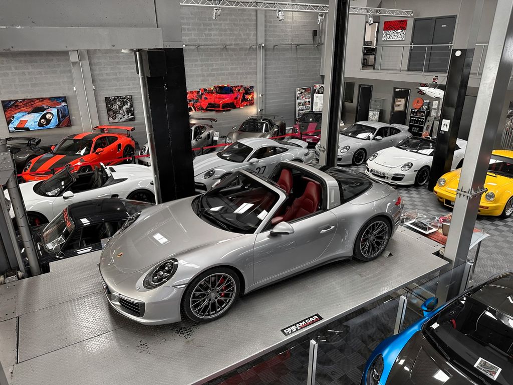 Porsche 991