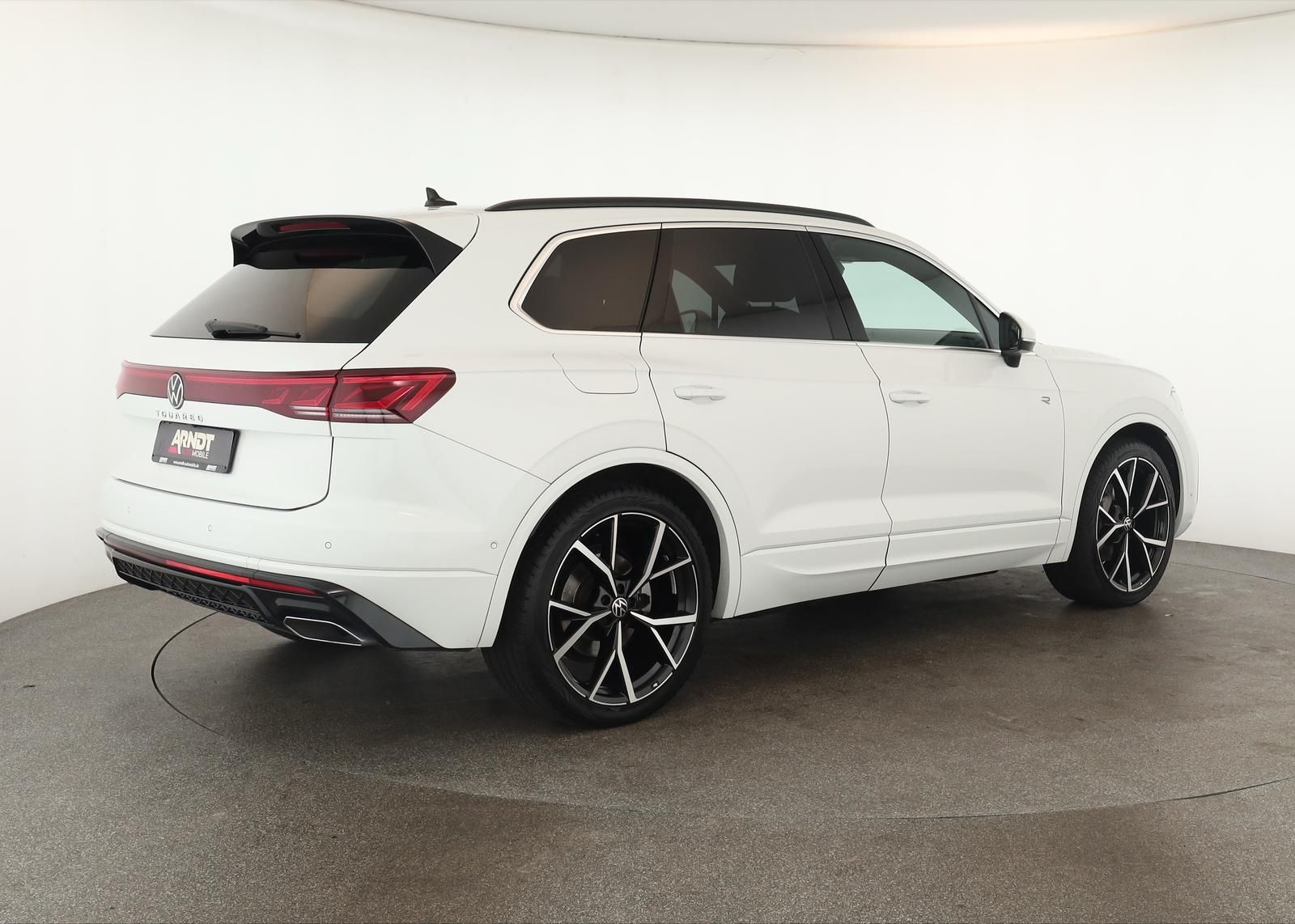 Volkswagen Touareg 3.0 TDI 4M R-Line Leder Pano DCC 22 AHK foto 5