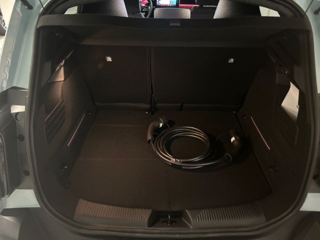 Fahrzeugabbildung Renault 4 Electric 150 Comfort Range Techno +Allwetter N