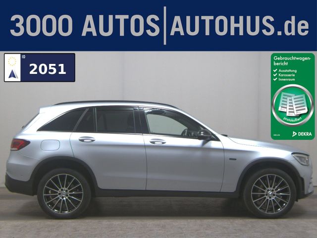 MERCEDES-BENZ GLC 300 e 4M AMG-Line Night Navi MB-LED Pano RfK