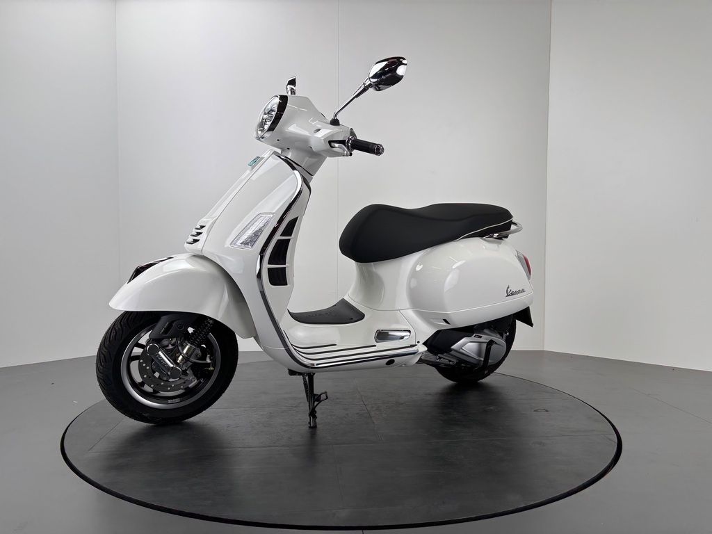 Fahrzeugabbildung Vespa GTS 310 FL SUPER *NEUFAHRZEUG 2026 *