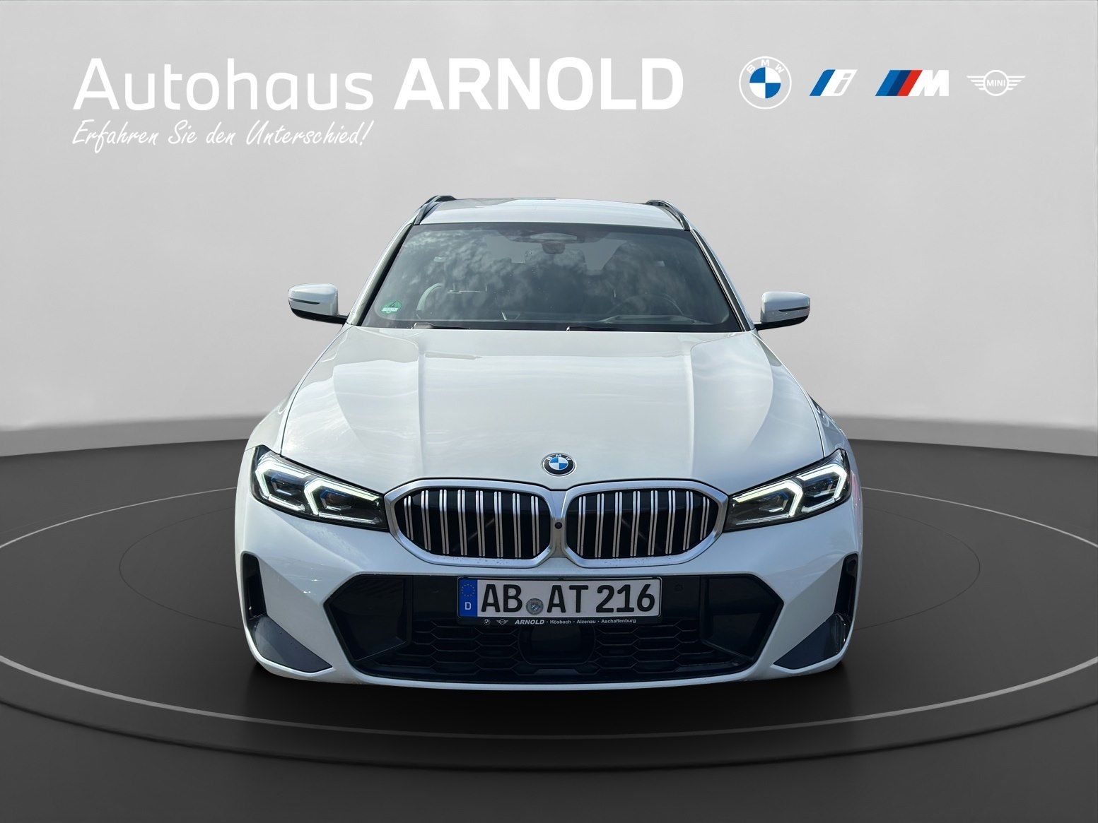 BMW 318d Touring M Sport AHK Head-up RFK HK foto 2