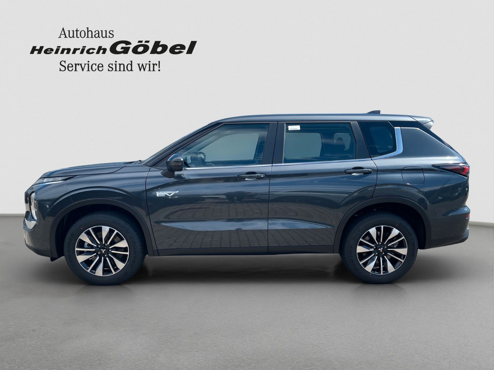 Fahrzeugabbildung Mitsubishi Outlander 2.4 PHEV 4WD Standheizung Tageszulassu