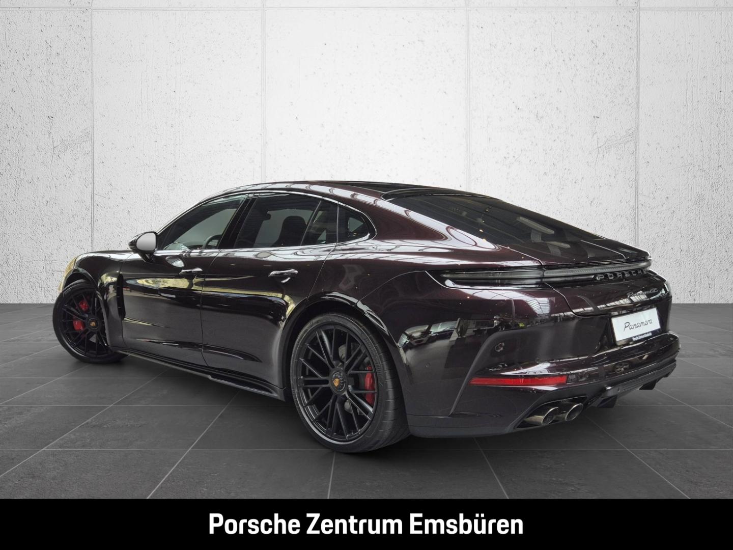 Porsche Panamera GTS Pano SportChrono Burmester Head-Up 