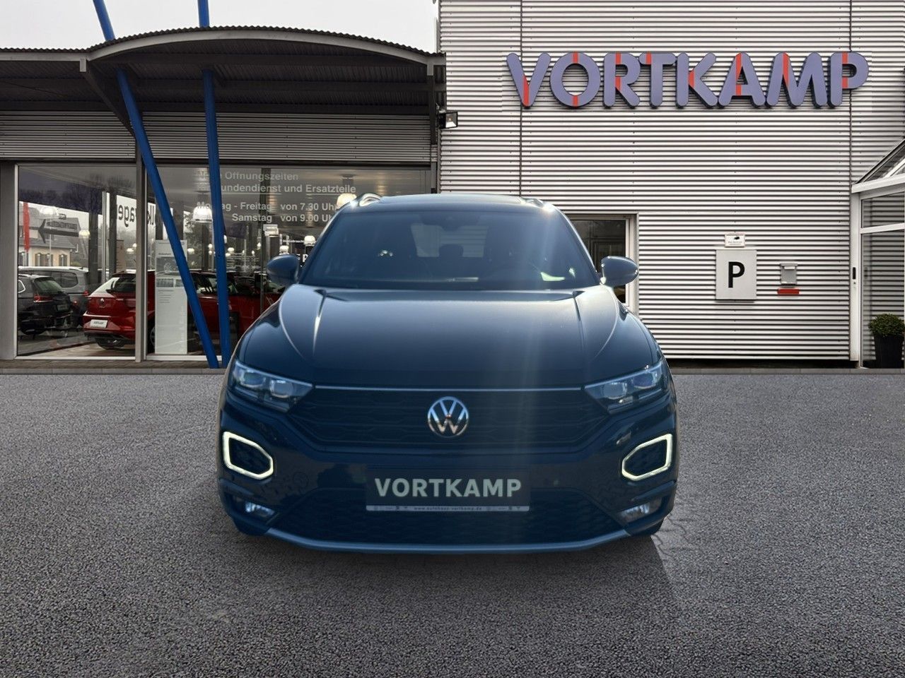 Volkswagen T-Roc Sport AHK/Pano/BeatsAudio/DigiPro imagem 2