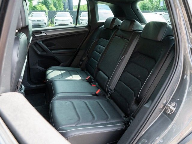 Tiguan Highline TDI DSG 4M. R-Line Leder DCC 20"