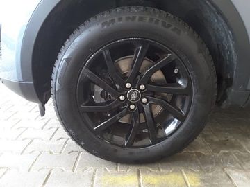 Land-Rover Discovery Sport - 4