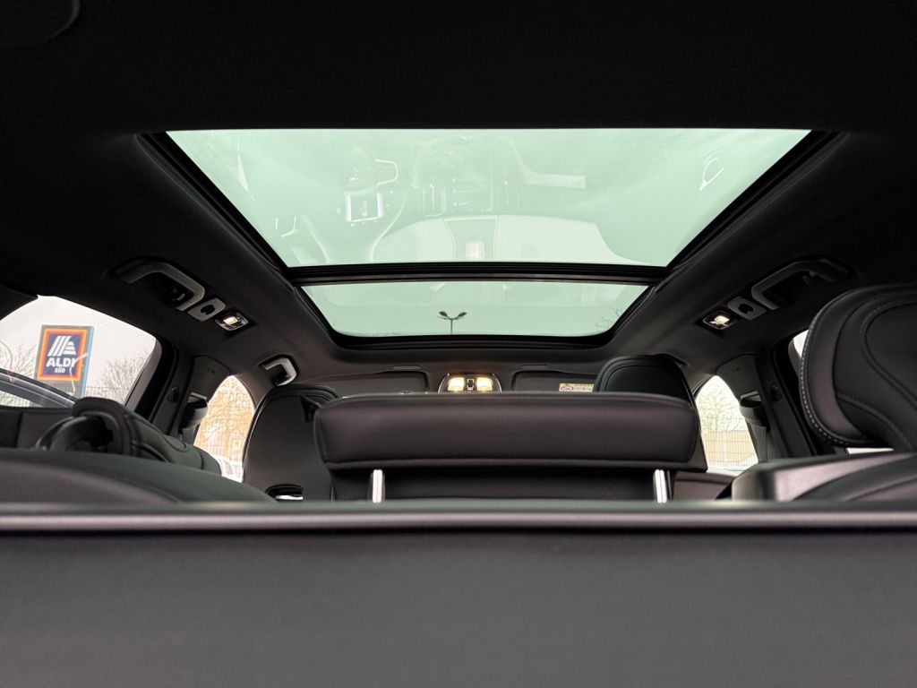 VOLVO XC60 B5 D AWD Ultimate Bright,B&W,AHK.STH Polest VOLVO XC60 B5 D AWD Ultimate Bright,B&W,AHK.STH Polest