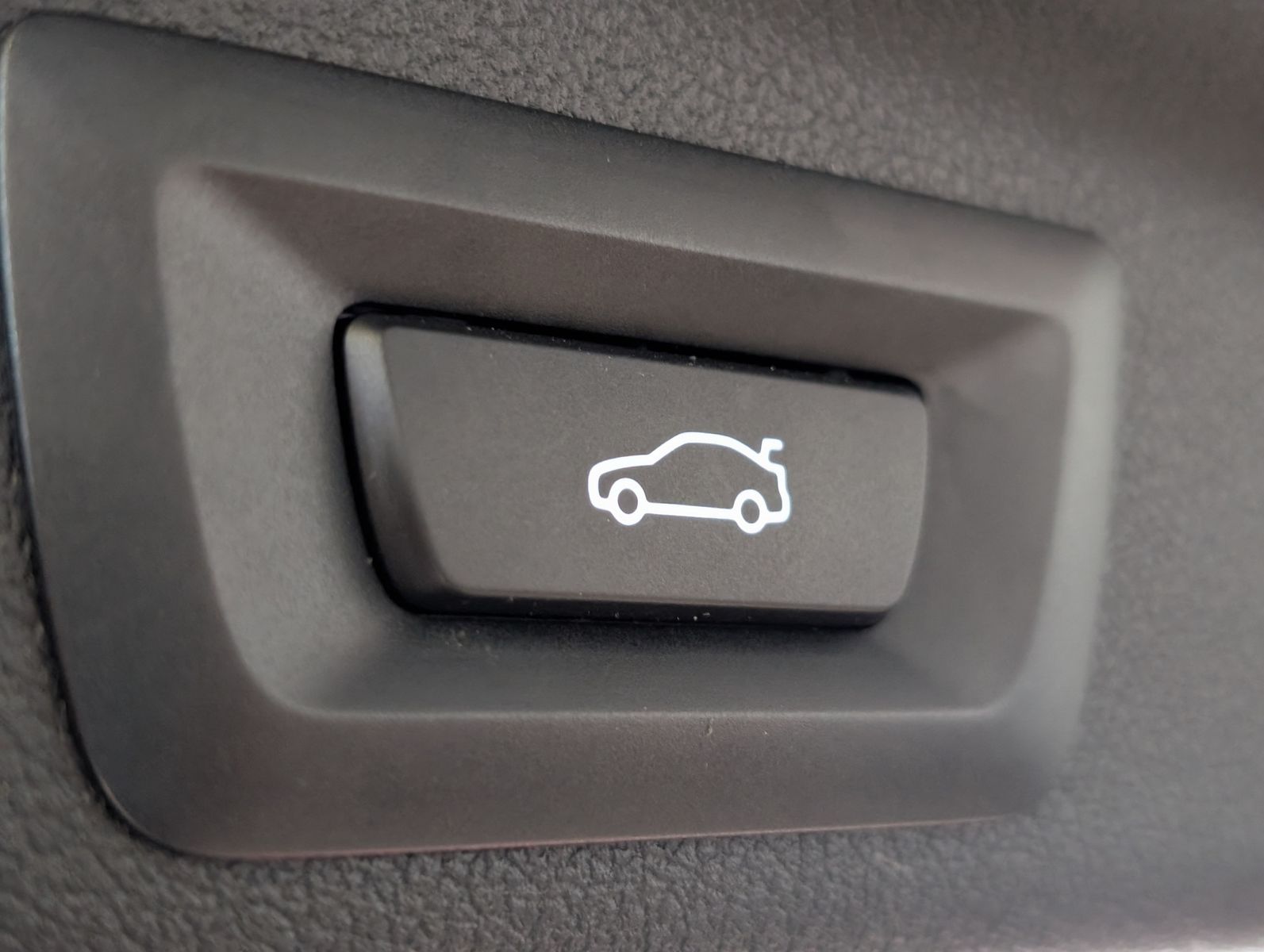 Fahrzeugabbildung BMW 218 Active Tourer i Travel-Pake LED Cam Pano AHK