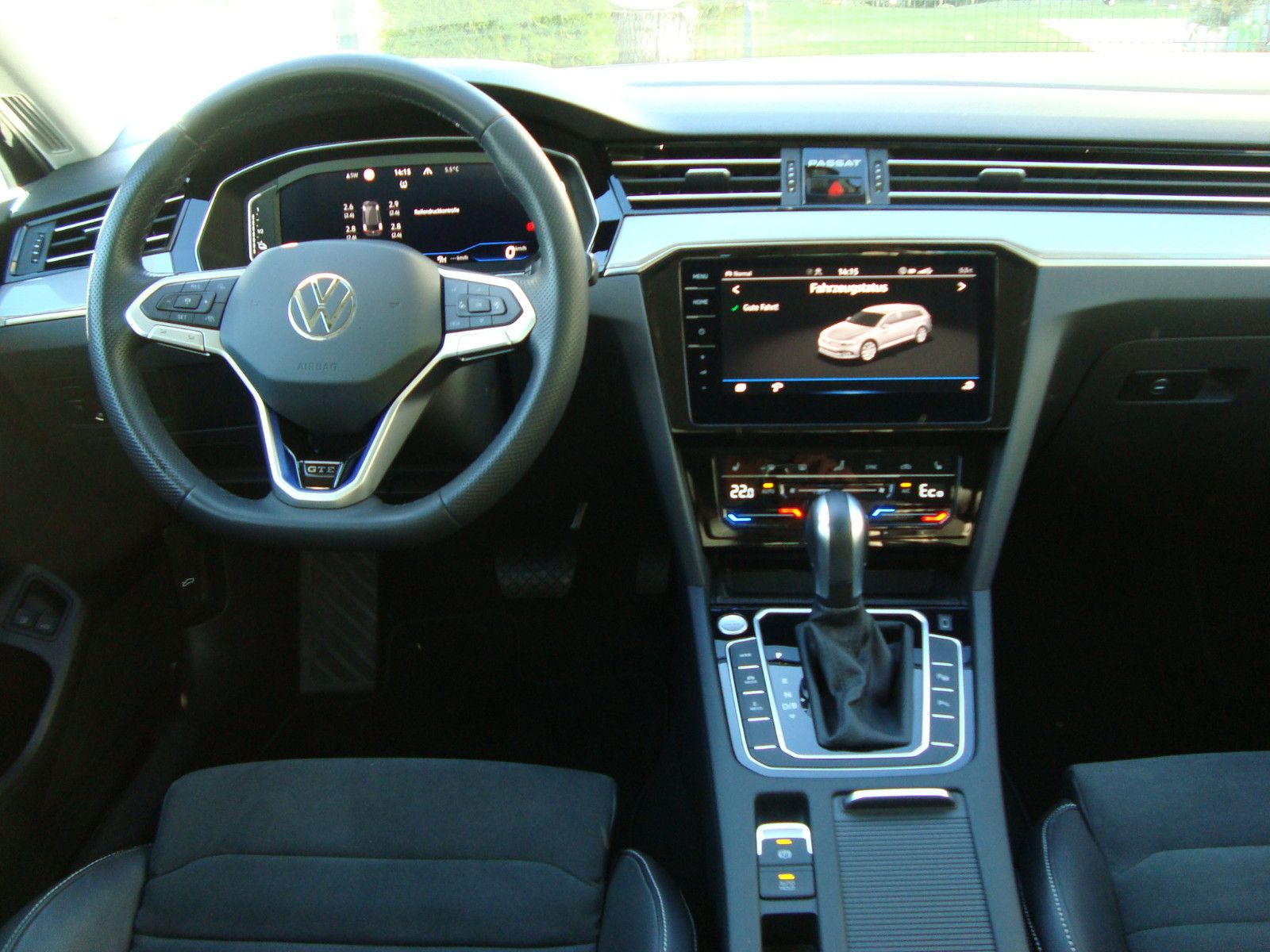 Volkswagen Passat Variant GTE DSG Topausstattung !!