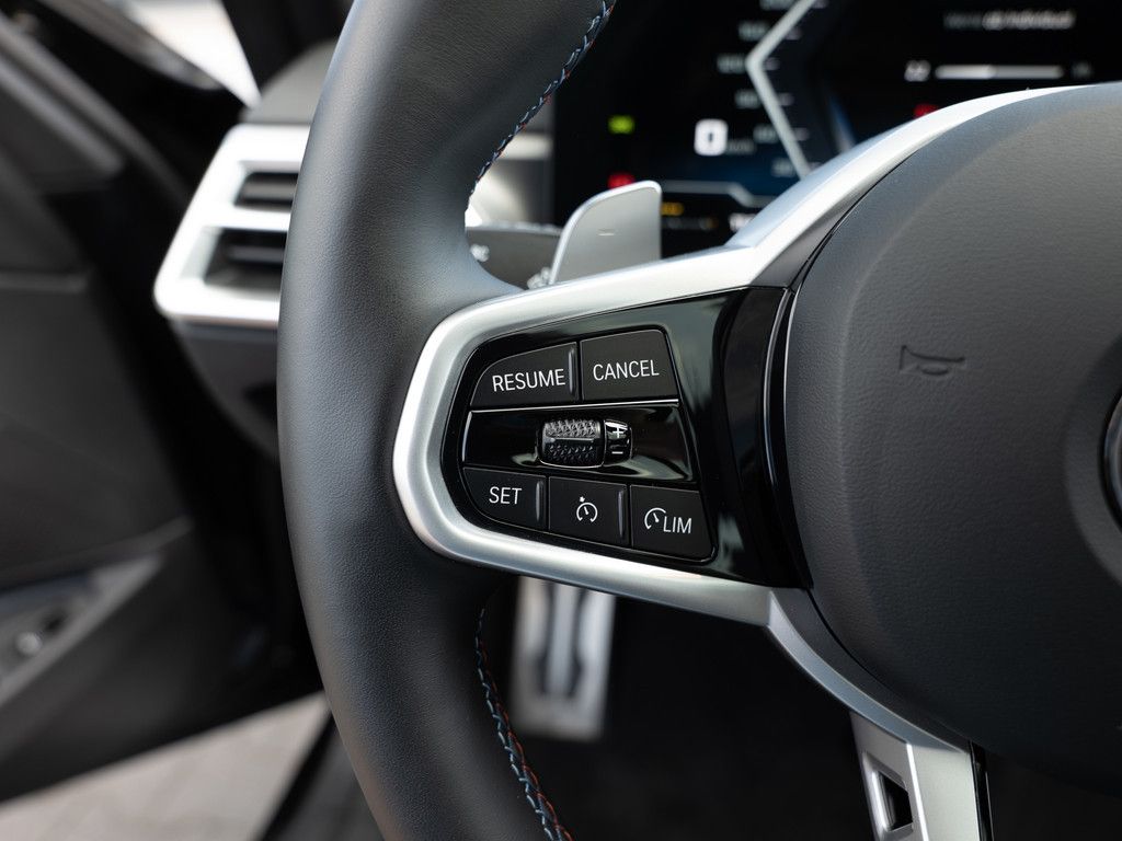 BMW 340i Touring xDrive FACEL. PANO AHK HUD 360° foto 19