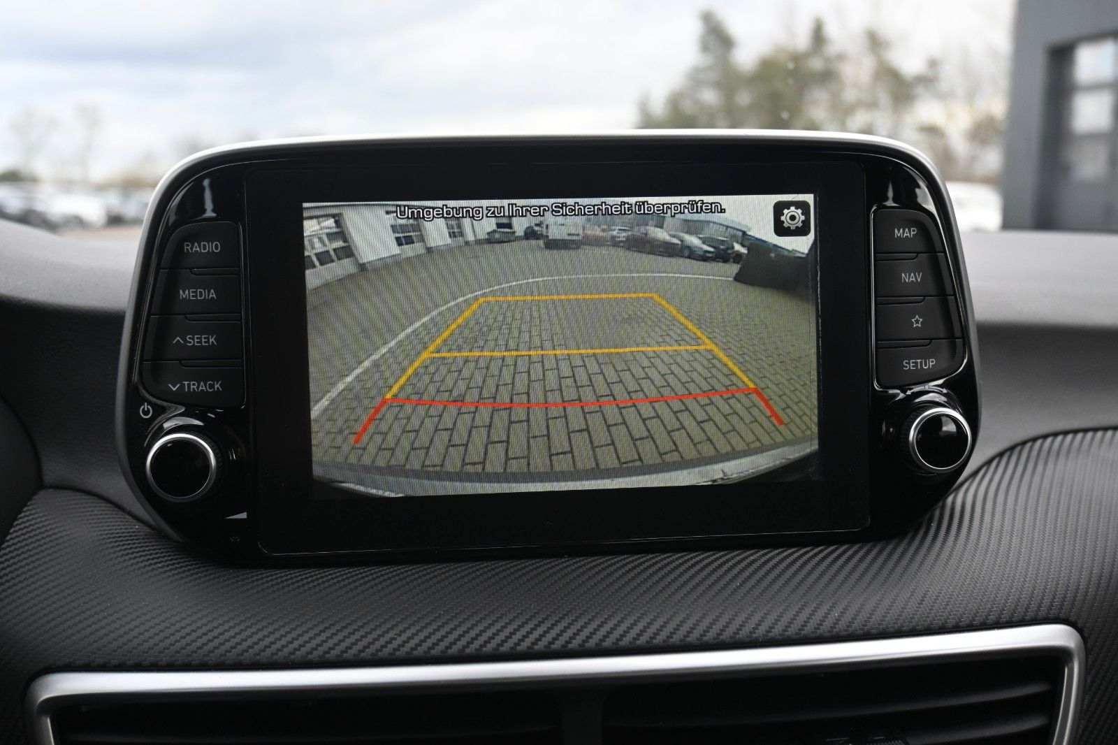 Fahrzeugabbildung Hyundai Tucson 2WD 1.6 DCT*TEMPO*NAV*SIHZG*RFK