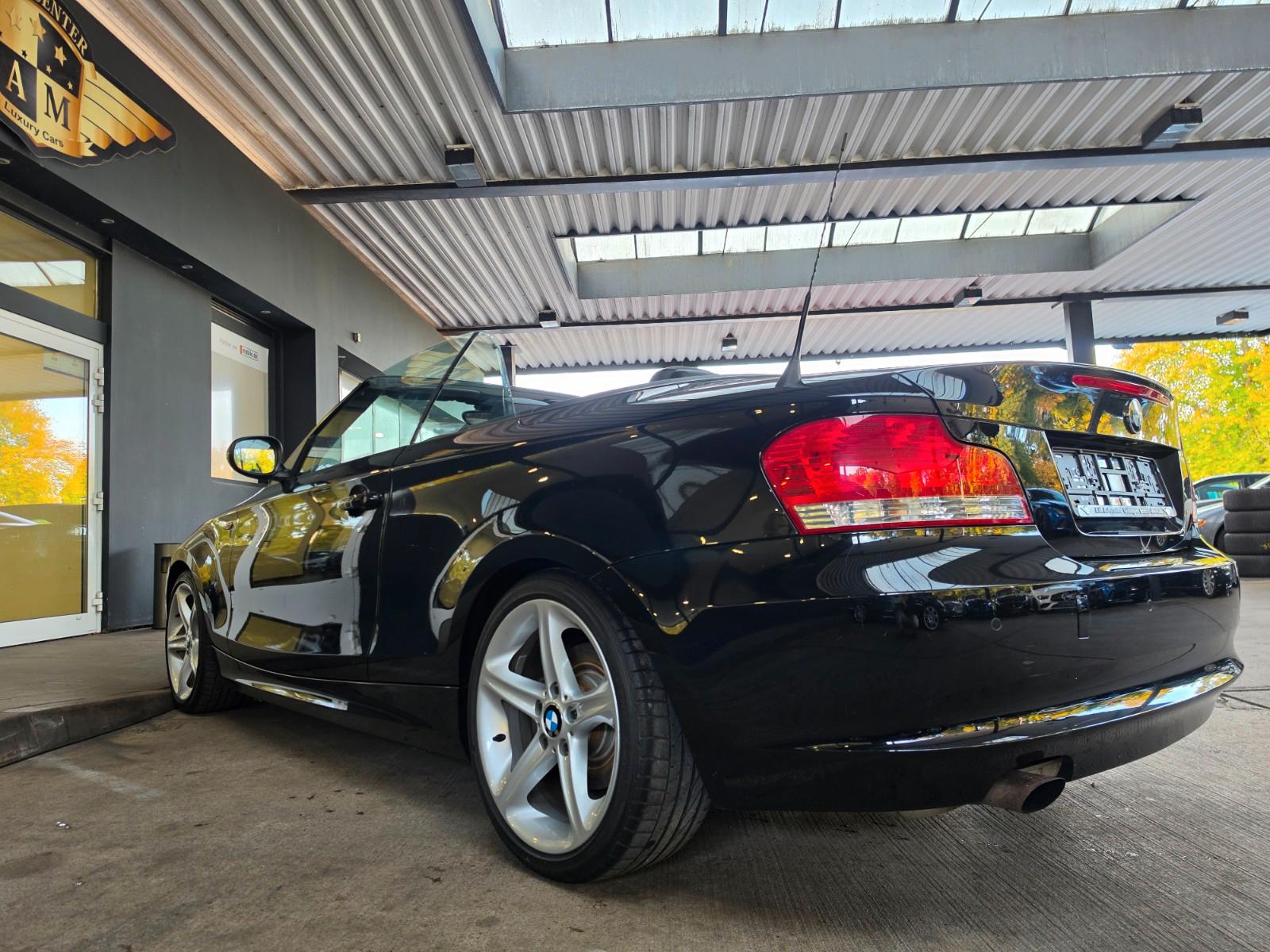 BMW 118i Cabrio M-Sport LEDER/Navi-BMW/PDC/1.Hand
