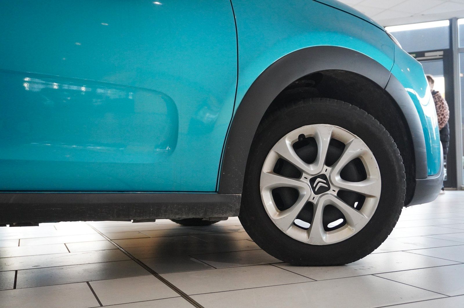 Fahrzeugabbildung Citroën C3 1.2 FEEL 5-TÜR LED/KLIMA/TEMP./USB/DAB+