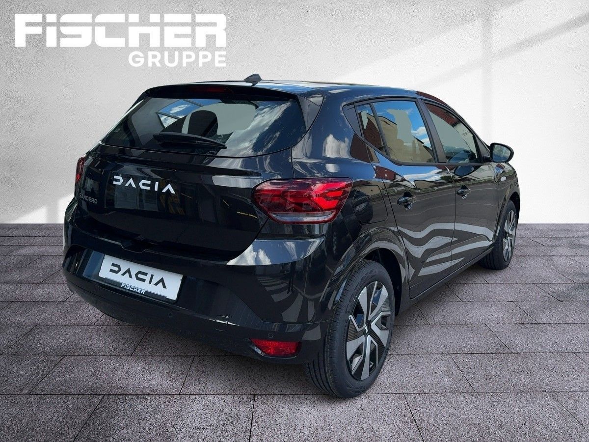 Fahrzeugabbildung Dacia Sandero Expression TCe 90 SHZ Klimaaut.